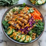 High Protein Thai Peanut Chicken Buddha Bowls - flirtyfood