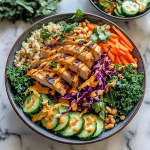 High Protein Thai Peanut Chicken Buddha Bowls - flirtyfood